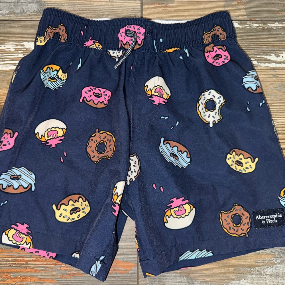 Abercrombie & Fitch Blue Donut Print Swim Trunks. Boys, Size 7/8.